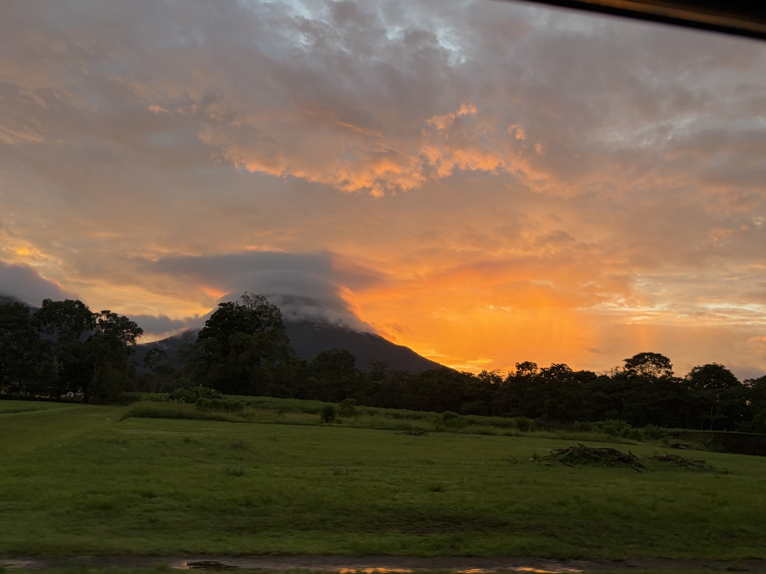 the arenal volcano