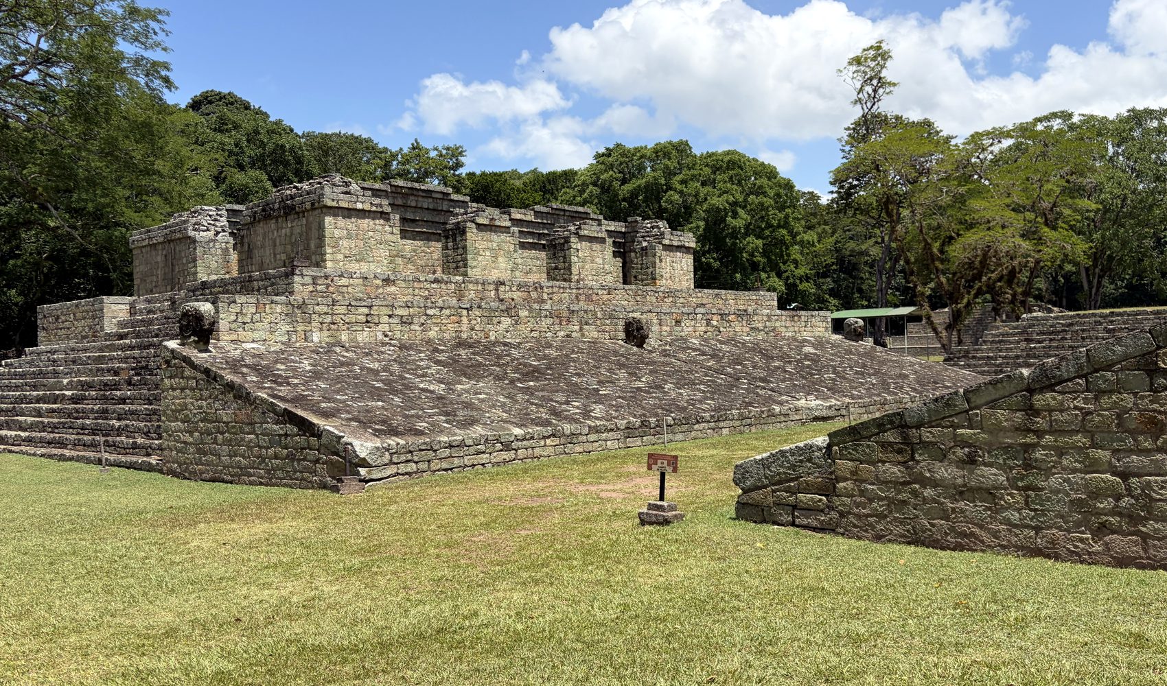 the carved stone ruins of copán