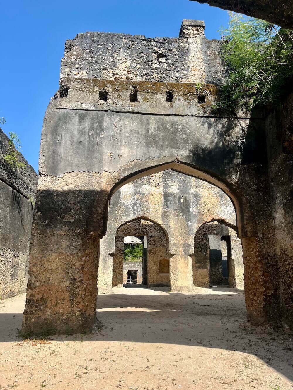 mtoni palace ruins - zanzibar