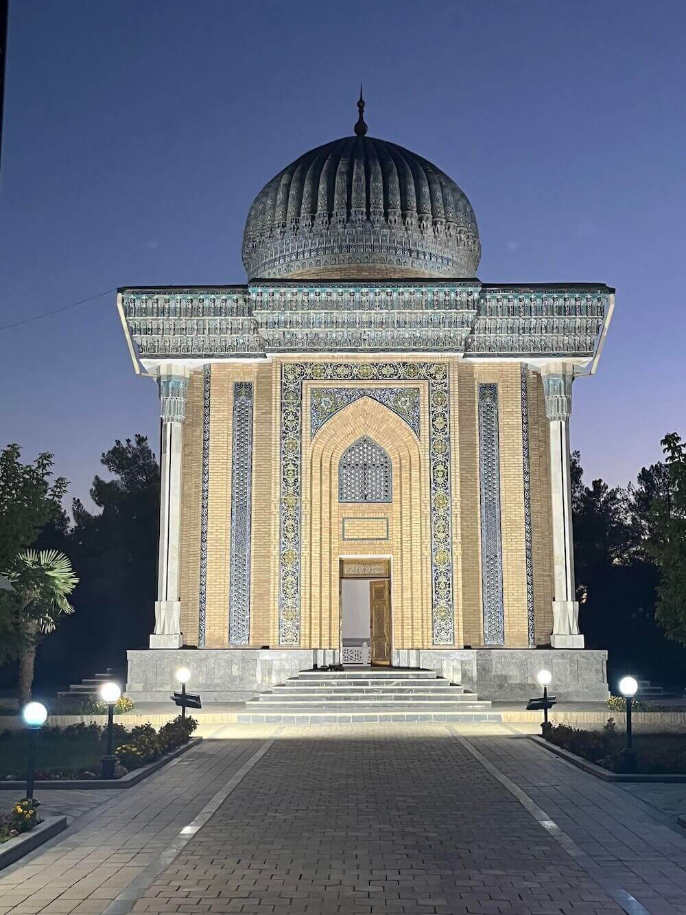 ornate mausoleum in samarkand